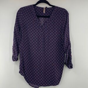 3For$20 Brian & Em Blue & Burgundy Print Blouse size small